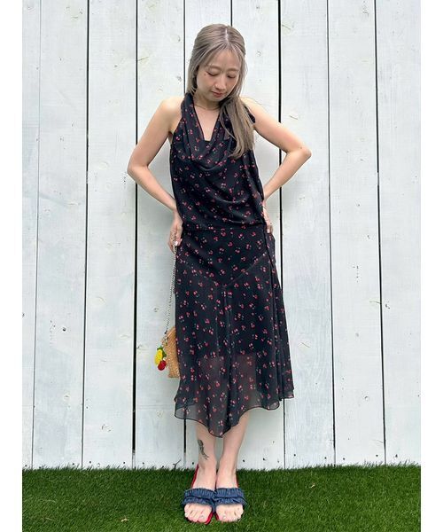 LILY BROWN(リリーブラウン)の「フリンジリボンミュールサンダル(サンダル・レディース・ブラック/インディゴブルー/ブラウン・S/M/L)」の21枚目の写真