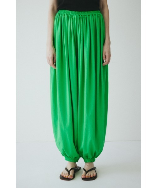 HeRIN.CYE（ヘリンドットサイ）の「Balloon cut pants / バルーンカットパンツ（その他パンツ・レディース・ホワイト/ブラック/グリーン・FREE）」の9枚目の写真