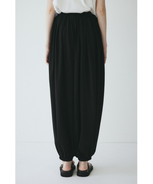 HeRIN.CYE（ヘリンドットサイ）の「Balloon cut pants / バルーンカットパンツ（その他パンツ・レディース・ホワイト/ブラック/グリーン・FREE）」の8枚目の写真