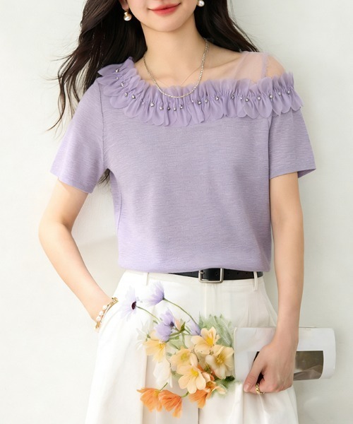 AMAJI(アマジ)の「オフショルダーネック フリル切替 シアー重ね 半袖トップス(Tシャツ/カットソー・レディース・ライトパープル/ホワイト・X-LARGE/LARGE/MEDIUM/SMALL)」の3枚目の写真