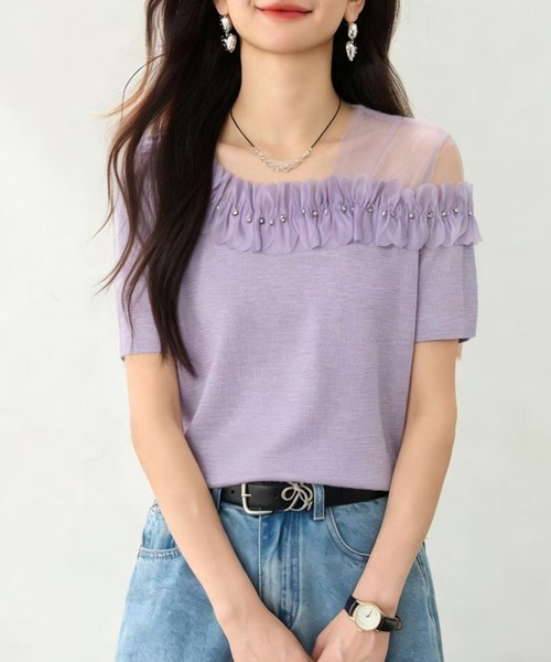 AMAJI(アマジ)の「オフショルダーネック フリル切替 シアー重ね 半袖トップス(Tシャツ/カットソー・レディース・ライトパープル/ホワイト・X-LARGE/LARGE/MEDIUM/SMALL)」の4枚目の写真