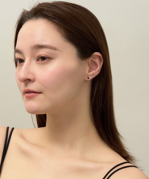 VATSURICA（バツリカ）の「〈LOINE〉金属アレルギー対応 / ステンレス / ガラスストーン スタッドピアス 3mm（ピアス（両耳用）・レディース・ブラック/クリア・FREE）」の12枚目の写真