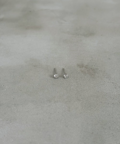 VATSURICA（バツリカ）の「〈LOINE〉金属アレルギー対応 / ステンレス / ガラスストーン スタッドピアス 3mm（ピアス（両耳用）・レディース・ブラック/クリア・FREE）」の7枚目の写真