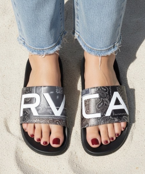 RVCA(ルーカ)の「【RVCA:ルーカ】RVCA SHOWER SLIDE/シャワサン(シャワーサンダル)(サンダル・レディース・ブラック・6/5/7)」の1枚目の写真