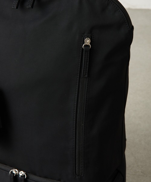 PAPILLONNER(パピヨネ)の「PAPILLONNER/強撥水ワーキングバックパック/強撥水/大容量(バックパック/リュック・レディース・ブラック/ベージュ・FREE)」の18枚目の写真