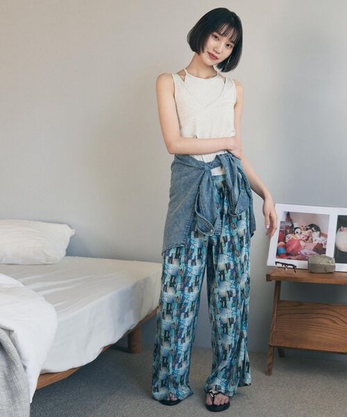 ALL NEW MART(オールニューマート)の「ライトデニムルーズシャツ(シャツ/ブラウス・レディース・ブルー系その他/サックスブルー・00)」の4枚目の写真