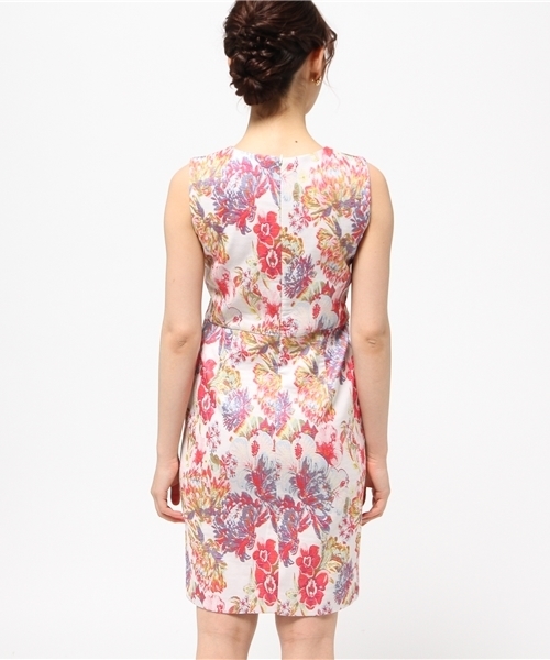 GRACE CONTINENTAL（グレースコンチネンタル）の「フラワージャガードワンピース（ワンピース・レディース・ホワイト/ネイビー・36/34）」の10枚目の写真