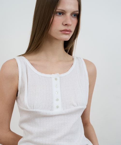 DEHEVE（デヘヴェ）の「Lace Button Sleeveless [Ivory]（Tシャツ/カットソー・レディース・アイボリー・OS）」の10枚目の写真