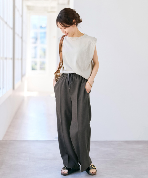 Spick & Span(スピックアンドスパン)の「《手洗い可 / 追加2》PEウォッシャブルイージースラックスパンツ(スラックス・レディース・ブラウン/チャコールグレー/ベージュ・40/38/36/34)」の20枚目の写真