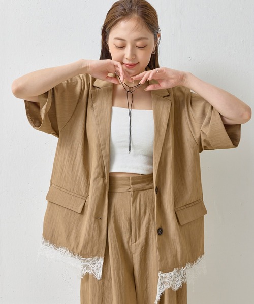en CAnAF(エンカナフ)の「【軽やかに羽織れておしゃれ見え】セットアップ対応 リネンライク レースレイヤード ハーフスリーブジャケット(テーラードジャケット・レディース・アイボリー/グレイッシュベージュ/ブラック・フリー)」の20枚目の写真