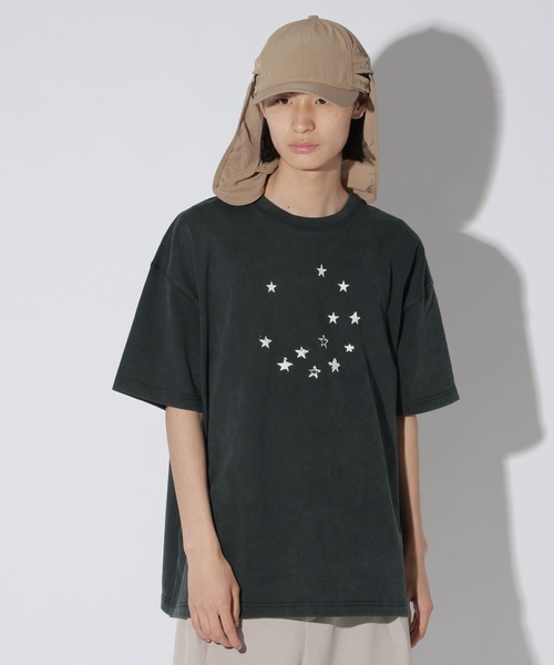 LAKOLE(ラコレ)の「スター柄加工T / 669290(Tシャツ/カットソー・メンズ・グリーン/ブラック/グレー・LARGE/MEDIUM)」の12枚目の写真