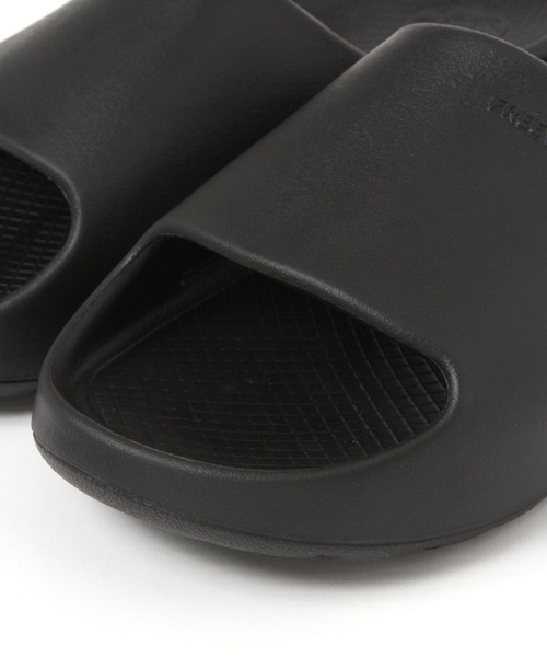 GLOBAL WORK（グローバルワーク）の「Cloud9 Slide/クッションサンダル/612447（サンダル・レディース・ベージュ/ブラック・LARGE/MEDIUM）」の9枚目の写真