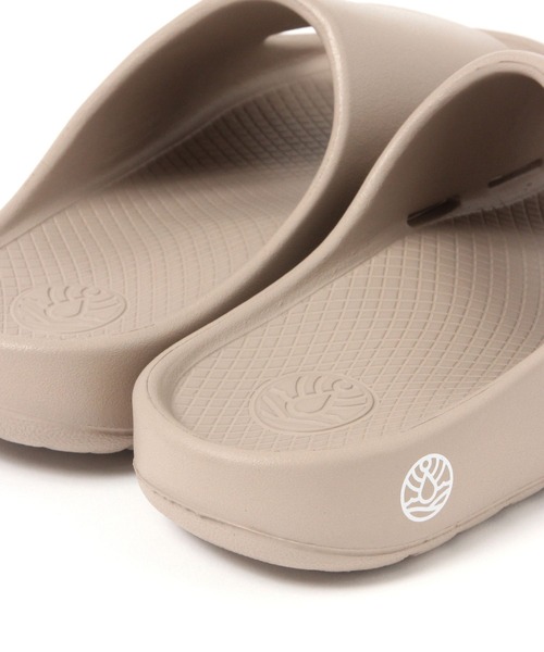 GLOBAL WORK（グローバルワーク）の「Cloud9 Slide/クッションサンダル/612447（サンダル・レディース・ベージュ/ブラック・LARGE/MEDIUM）」の14枚目の写真