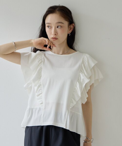 DISCOAT(ディスコート)の「【Noka】フリルデザインTシャツ(Tシャツ/カットソー・レディース・ブラック/オフホワイト/ブルー・FREE)」の5枚目の写真