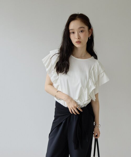 DISCOAT(ディスコート)の「【Noka】フリルデザインTシャツ(Tシャツ/カットソー・レディース・ブラック/オフホワイト/ブルー・FREE)」の9枚目の写真