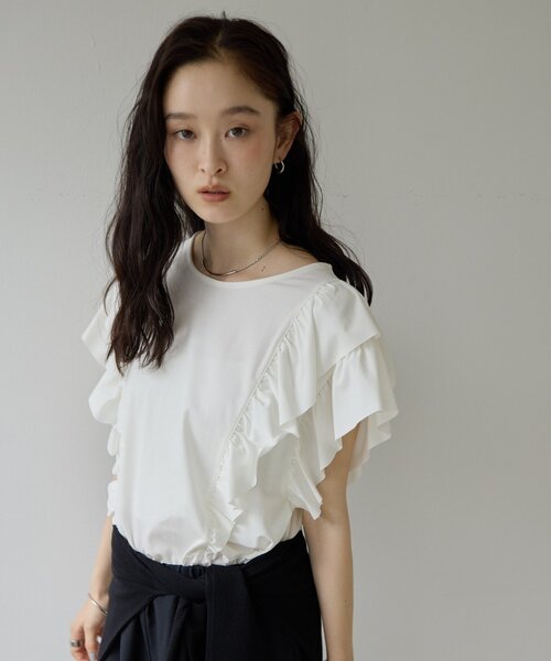 DISCOAT(ディスコート)の「【Noka】フリルデザインTシャツ(Tシャツ/カットソー・レディース・ブラック/オフホワイト/ブルー・FREE)」の11枚目の写真
