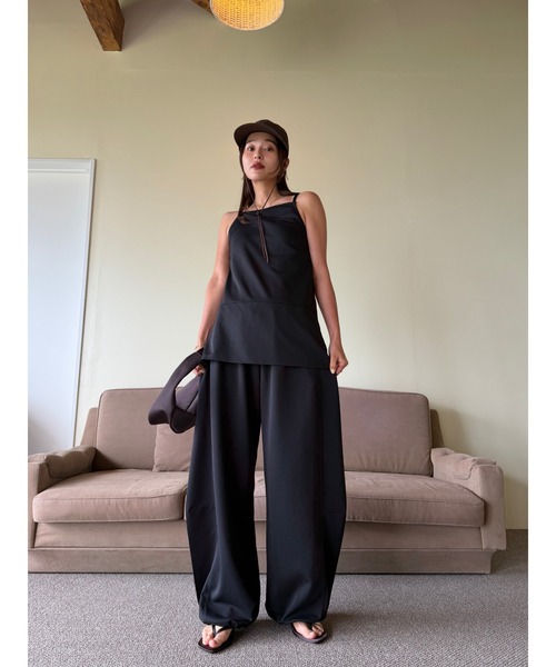 TRUNC（トランクエイティーエイト）の「Ice touch Double Strap Tunic / アイスタッチダブルストラップチュニック（キャミソール・レディース・ブラック・FREE）」の2枚目の写真