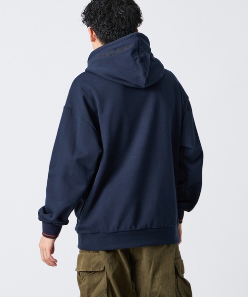 FRED PERRY（フレッドペリー）の「【WEB先行予約】[FRED PERRY/フレッドペリー] 別注 フードロゴ刺繍スウェットパーカー（パーカー・レディース・サックスブルー/ブラック/ブラウン/ネイビー/オートミール・XL/L/M/S）」の17枚目の写真