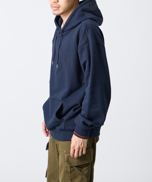 FRED PERRY（フレッドペリー）の「【WEB先行予約】[FRED PERRY/フレッドペリー] 別注 フードロゴ刺繍スウェットパーカー（パーカー・レディース・サックスブルー/ブラック/ブラウン/ネイビー/オートミール・XL/L/M/S）」の14枚目の写真