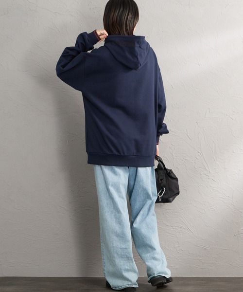 FRED PERRY（フレッドペリー）の「【WEB先行予約】[FRED PERRY/フレッドペリー] 別注 フードロゴ刺繍スウェットパーカー（パーカー・レディース・サックスブルー/ブラック/ブラウン/ネイビー/オートミール・XL/L/M/S）」の10枚目の写真