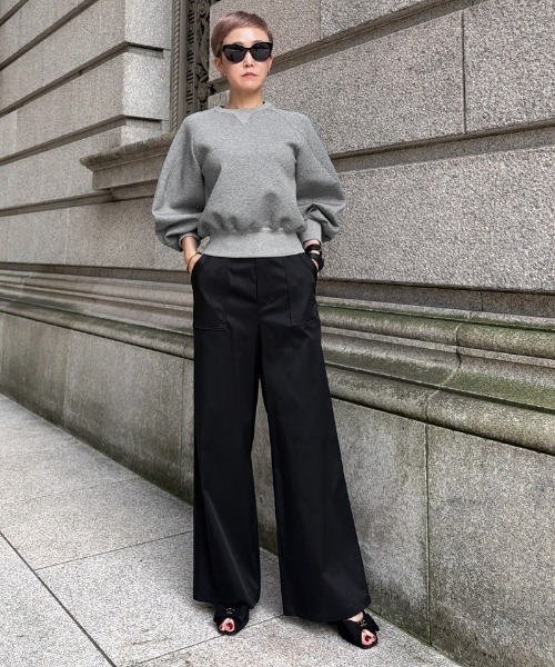 JENNE（ジェンヌ）の「＜日本製＞ボリュームスリーブトレーナー（その他トップス・レディース・ホワイト/ブラック・LARGE/MEDIUM/SMALL）」の17枚目の写真