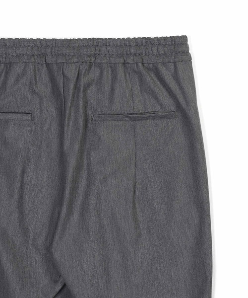 The DUFFER of ST.GEORGE（ザダファーオブセントジョージ）の「『WONDER SHAPE』OXFORD：360°全方向高伸縮『ワンダーシェイプ』吸水速乾 リラックスフィットパンツ（その他パンツ・メンズ・ブラック/チャコールグレー/ライトグレー・X-LARGE/SMALL/LARGE/MEDIUM）」の19枚目の写真