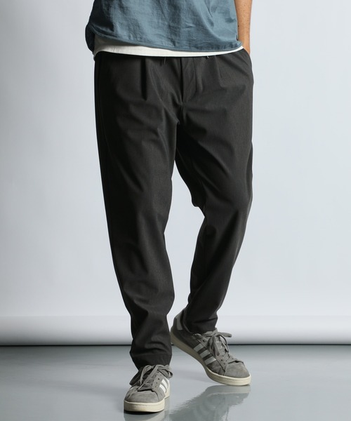 The DUFFER of ST.GEORGE（ザダファーオブセントジョージ）の「『WONDER SHAPE』OXFORD：360°全方向高伸縮『ワンダーシェイプ』吸水速乾 リラックスフィットパンツ（その他パンツ・メンズ・ブラック/チャコールグレー/ライトグレー・X-LARGE/SMALL/LARGE/MEDIUM）」の6枚目の写真