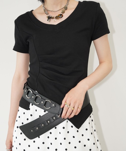 chuclla(チュクラ)の「アシンメトリードレープトップス chw26s359(Tシャツ/カットソー・レディース・ブラック/ホワイト・FREE)」の1枚目の写真