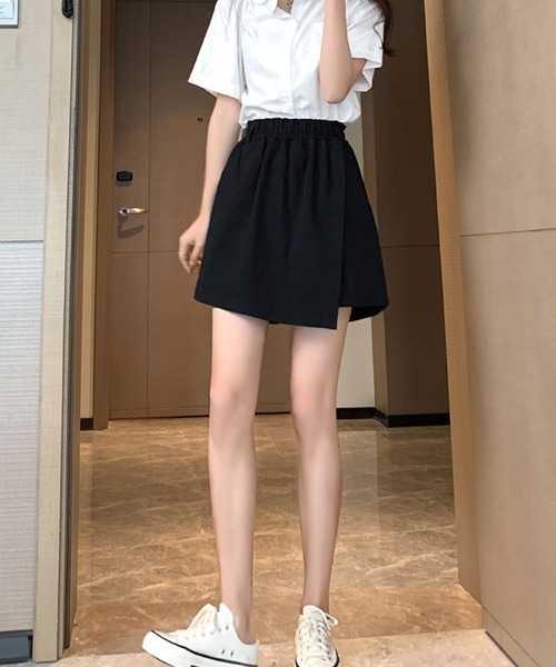 2ly2(トゥーリートゥー)の「涼しげ&動きやすい!ゆったりシルエットのスカパン(その他パンツ・レディース・ブラック/ボルドー・FREE)」の6枚目の写真