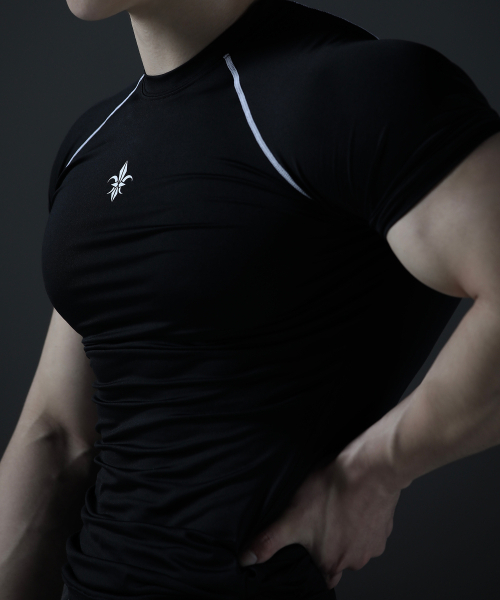 CARMID（カミド）の「ノーブルラインコンプレッション半袖[ブラック]（Tシャツ/カットソー・メンズ・その他・1/2/3）」の5枚目の写真