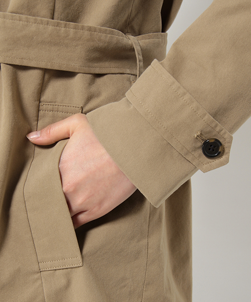 LBC（エルビーシー）の「コットンナイロンツイルカラートレンチコート（トレンチコート・レディース・ベージュ/ネイビー・LARGE/MEDIUM）」の8枚目の写真