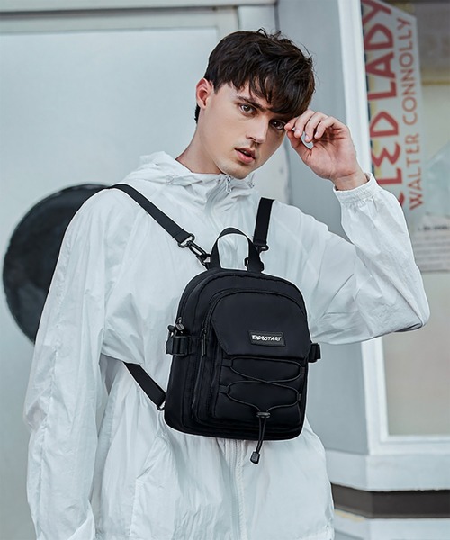 WESTBOY(ウエストボーイ)の「Y2K ユニセックス クロスコード 2WAY ミニリュック WO26W2BG09(バックパック/リュック・メンズ・ブラック・FREE)」の3枚目の写真