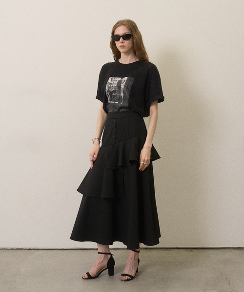 MIELI INVARIANT(ミエリインヴァリアント)の「Marine Peplum Asymmetry Skirt(スカート・レディース・ベージュ/ブラック・MEDIUM/SMALL)」の15枚目の写真