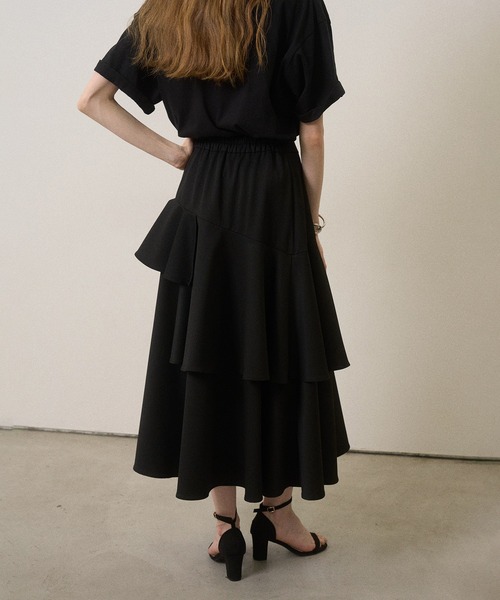 MIELI INVARIANT(ミエリインヴァリアント)の「Marine Peplum Asymmetry Skirt(スカート・レディース・ベージュ/ブラック・MEDIUM/SMALL)」の19枚目の写真