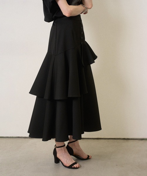 MIELI INVARIANT(ミエリインヴァリアント)の「Marine Peplum Asymmetry Skirt(スカート・レディース・ベージュ/ブラック・MEDIUM/SMALL)」の20枚目の写真