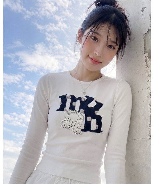 muahmuah（ムーアムーア）の「ドットAフラワーパッチ長袖Tシャツ[ホワイト]（Tシャツ/カットソー・レディース・その他・FREE）」の13枚目の写真