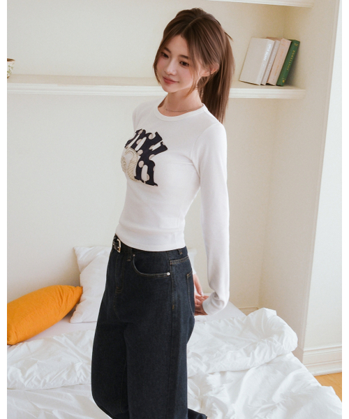 muahmuah（ムーアムーア）の「ドットAフラワーパッチ長袖Tシャツ[ホワイト]（Tシャツ/カットソー・レディース・その他・FREE）」の4枚目の写真