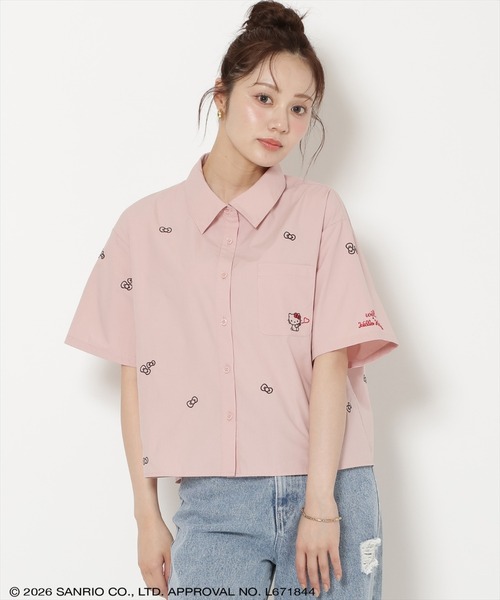 WILLSELECTION(ウィルセレクション)の「WILLSELECTION×HELLO KITTY 刺繍クロップドシャツ(シャツ/ブラウス・レディース・ブルー/ピンク/オフホワイト・FREE)」の3枚目の写真