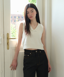 Scallop sleeveless knit vest (IVORY)