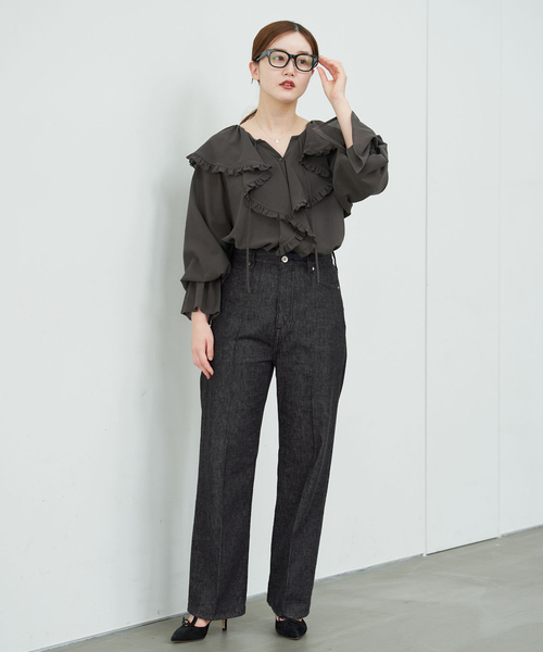 IENA（イエナ）の「クリースデニムパンツ（デニムパンツ・レディース・ブラック/ネイビー・38/36/34/40）」の19枚目の写真