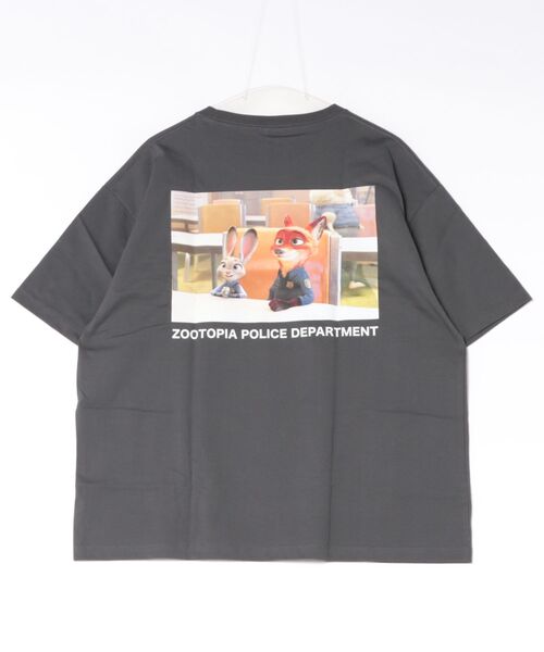 Disney（ディズニー）の「【 Disney 』ズートピア プリントＴシャツ 追跡Ｌ（Tシャツ/カットソー・レディース・ブラック系その他/ブラック系その他2/アイボリー・LARGE/X-LARGE）」の8枚目の写真