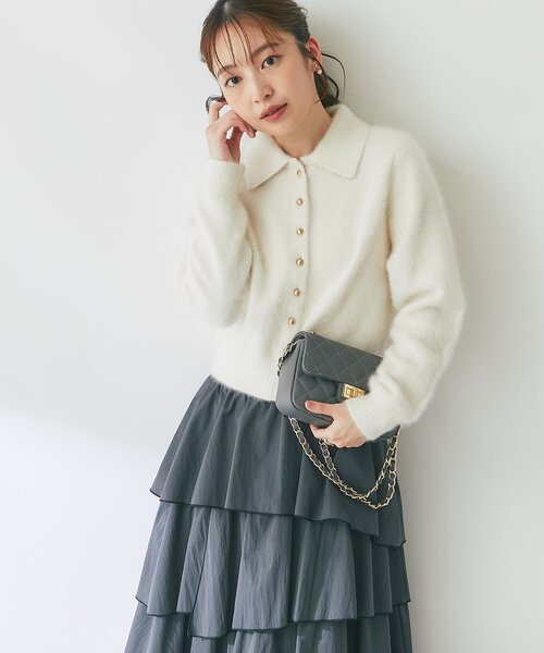 La boutique BonBon(ラブティックボンボン)の「ヘアリーウールカシミヤ混FUR加工衿付きカーディガン(ニット/セーター・レディース・ブルー系その他/オフホワイト/ピンク・FREE)」の4枚目の写真