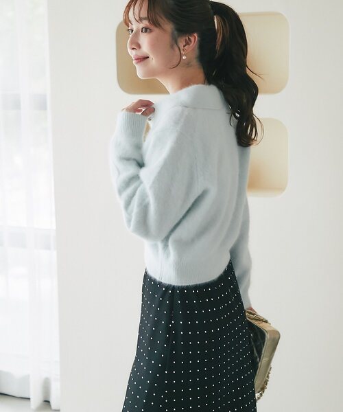 La boutique BonBon(ラブティックボンボン)の「ヘアリーウールカシミヤ混FUR加工衿付きカーディガン(ニット/セーター・レディース・ブルー系その他/オフホワイト/ピンク・FREE)」の12枚目の写真
