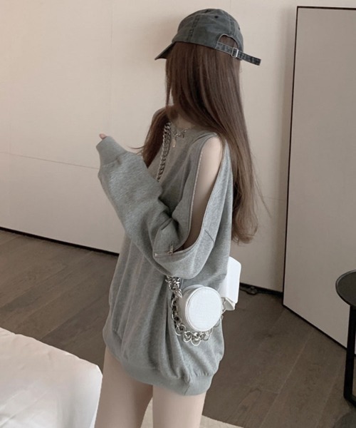 Flugge(フラッジー)の「2wayオフショルスウェットトップス(スウェット・レディース・グレー/ブラック・LARGE/MEDIUM)」の5枚目の写真