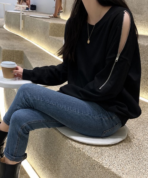 Flugge(フラッジー)の「2wayオフショルスウェットトップス(スウェット・レディース・グレー/ブラック・LARGE/MEDIUM)」の3枚目の写真