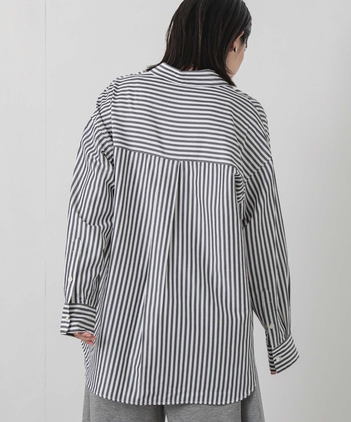 Gready Brilliant(グレディブリリアン)の「刺繍BASICシャツ(シャツ/ブラウス・レディース・サックスブルー/オフホワイト/ストライプ・38)」の10枚目の写真