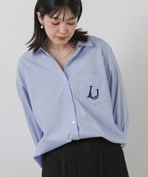 Gready Brilliant(グレディブリリアン)の「刺繍BASICシャツ(シャツ/ブラウス・レディース・サックスブルー/オフホワイト/ストライプ・38)」の19枚目の写真