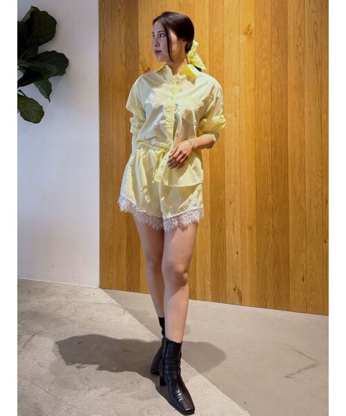 LAGUNAMOON(ラグナムーン)の「【周年限定】ビジューレースデザインショー(その他パンツ・レディース・ネイビー/イエロー/ブルー・FREE)」の3枚目の写真