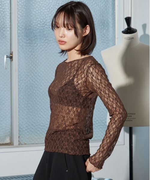 OFROOM(オフルーム)の「【2026秋冬新作】Lace Sheer Top|レースシアートップス(Tシャツ/カットソー・レディース・アイボリー/ブラック/ブラウン・FREE)」の3枚目の写真