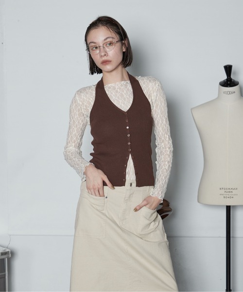 OFROOM(オフルーム)の「【2026秋冬新作】Lace Sheer Top|レースシアートップス(Tシャツ/カットソー・レディース・アイボリー/ブラック/ブラウン・FREE)」の5枚目の写真